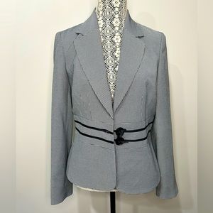 Houndstooth plaid black and white two button front lined suit jacket blazer